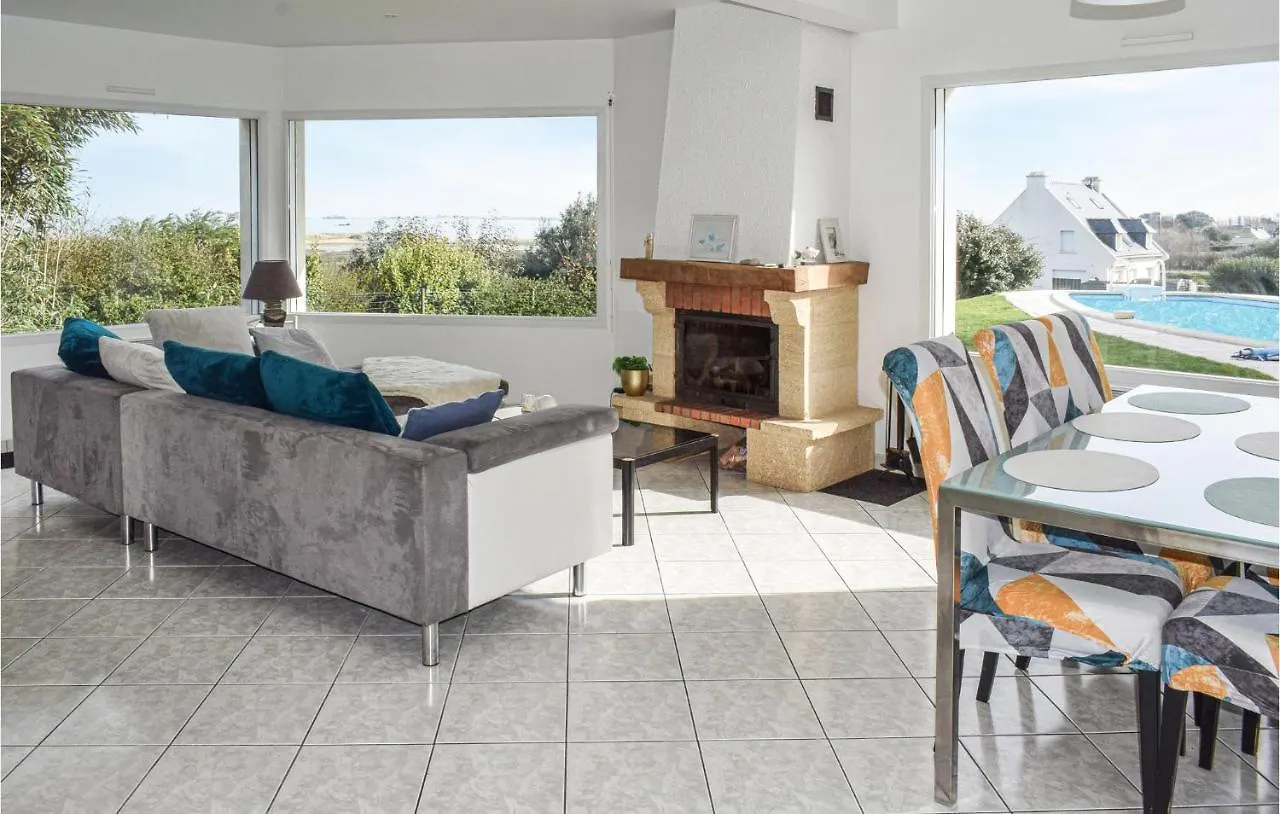 3 Bedroom Lovely Home In Pleubian