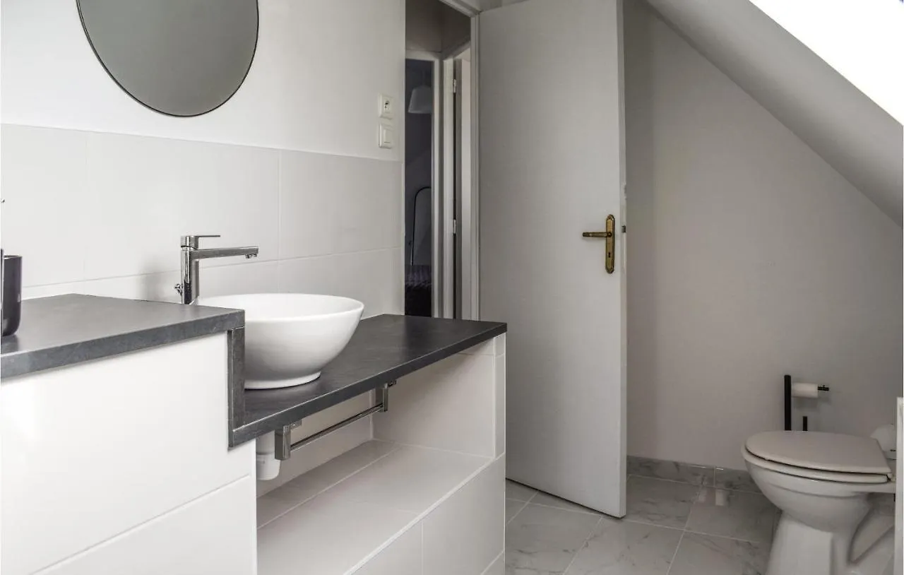 3 Bedroom Lovely Home In Pleubian Vakantiehuis